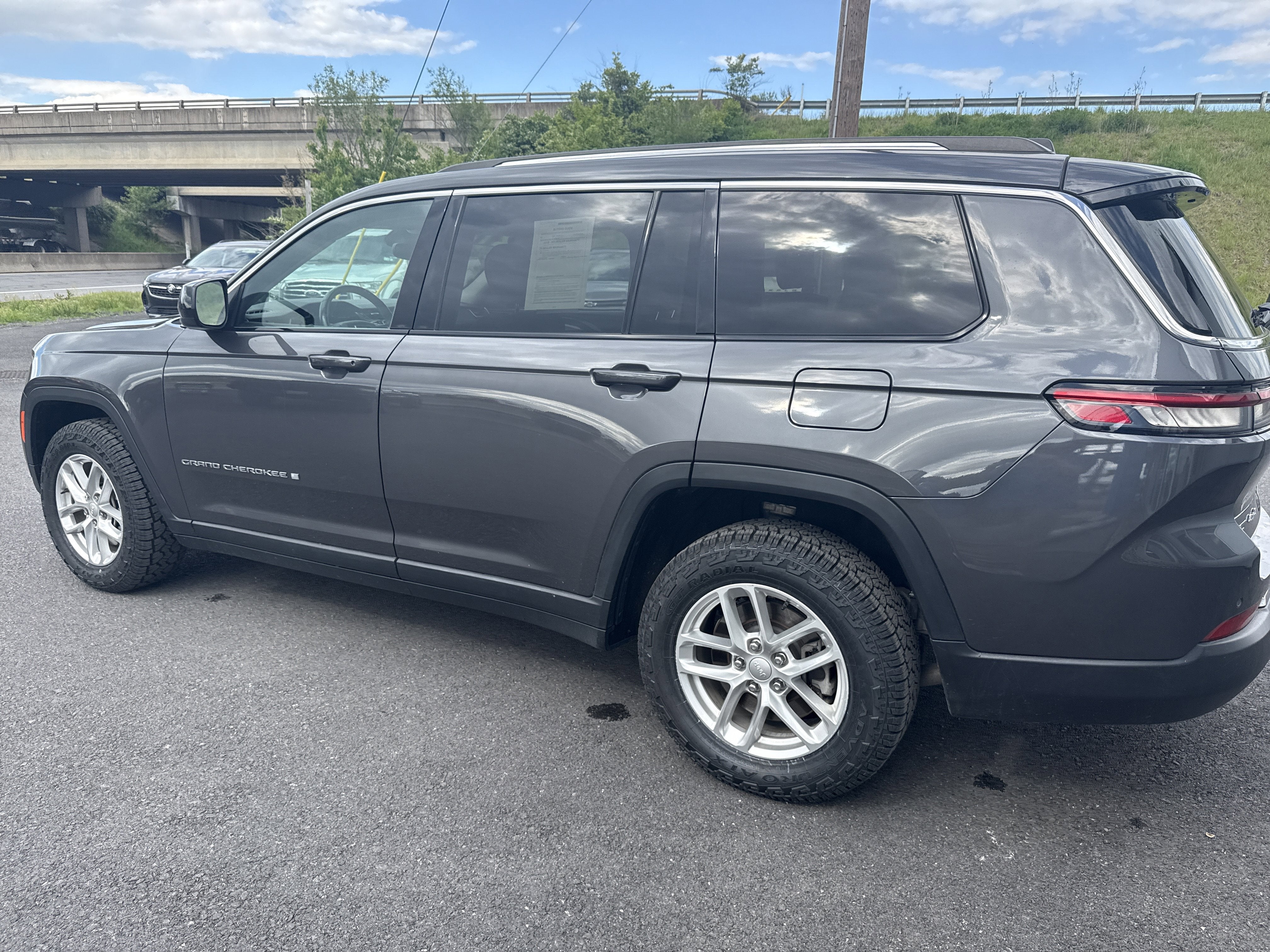 2021 Jeep Grand Cherokee L Laredo