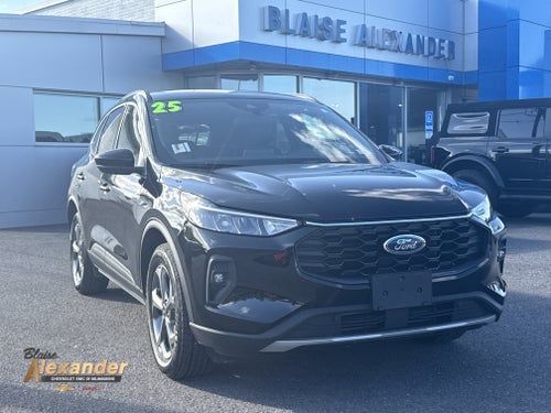 2025 Ford Escape ST-Line Select