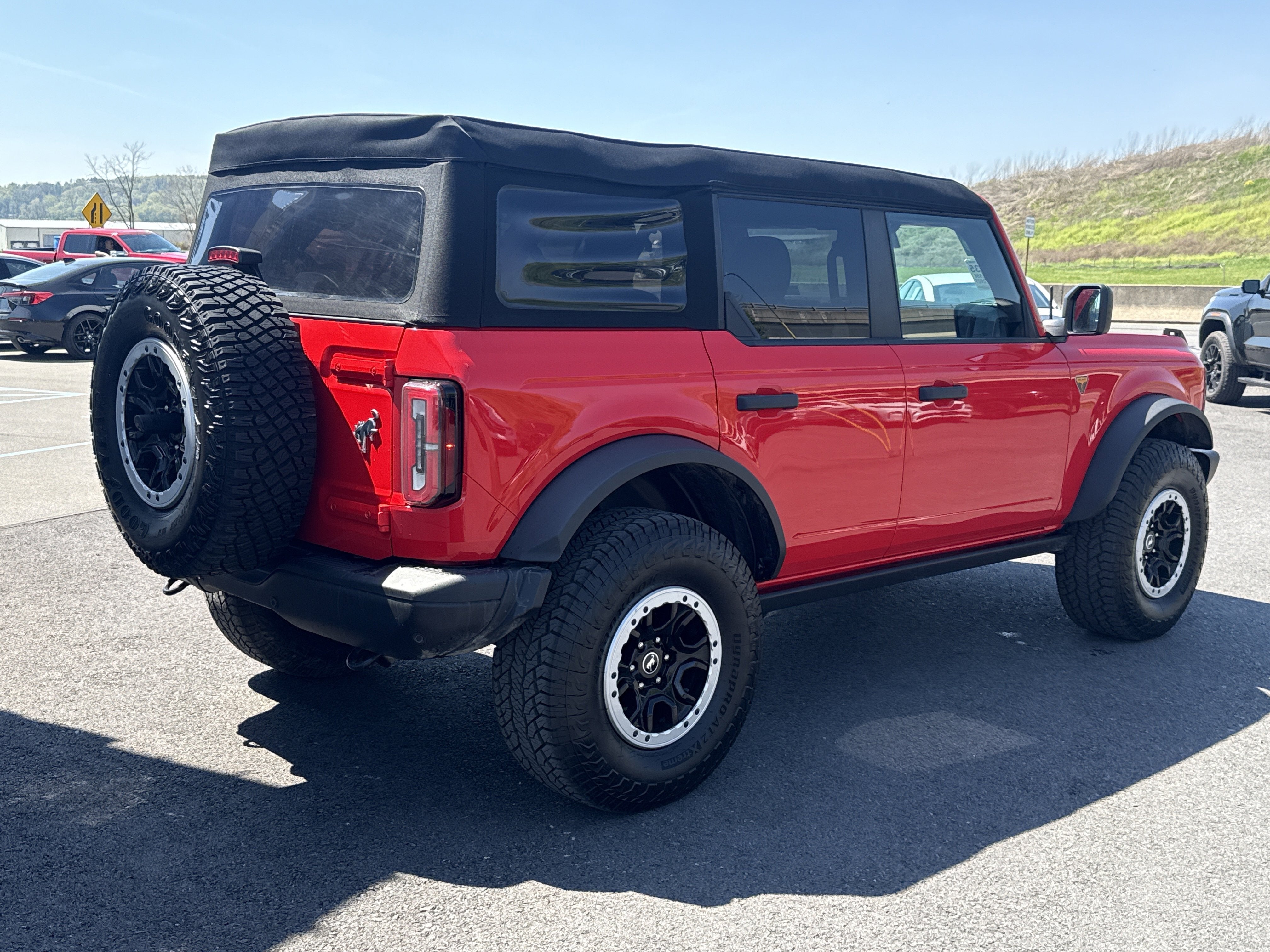 2023 Ford Bronco Base