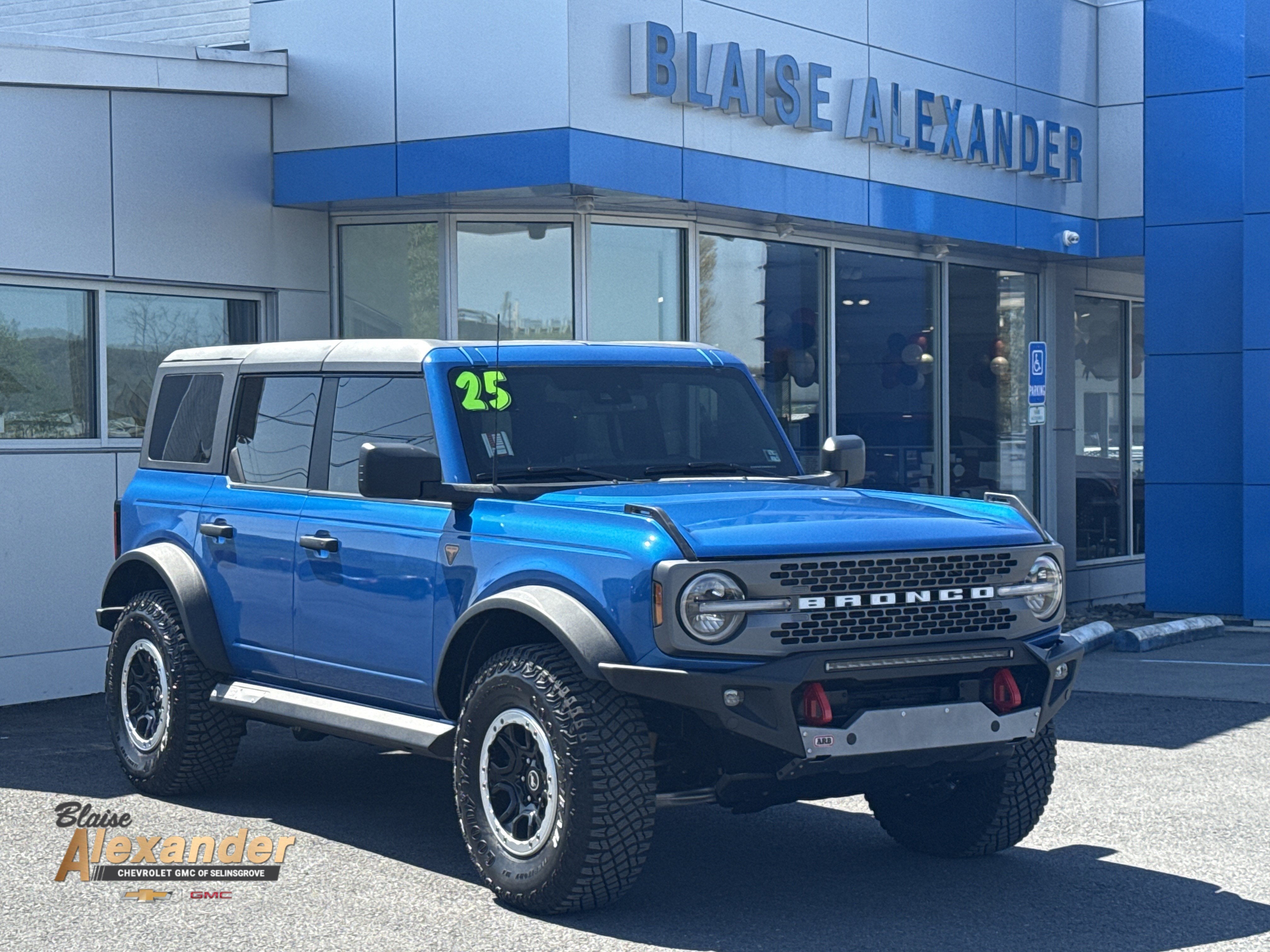 2025 Ford Bronco Badlands 4x4's photo
