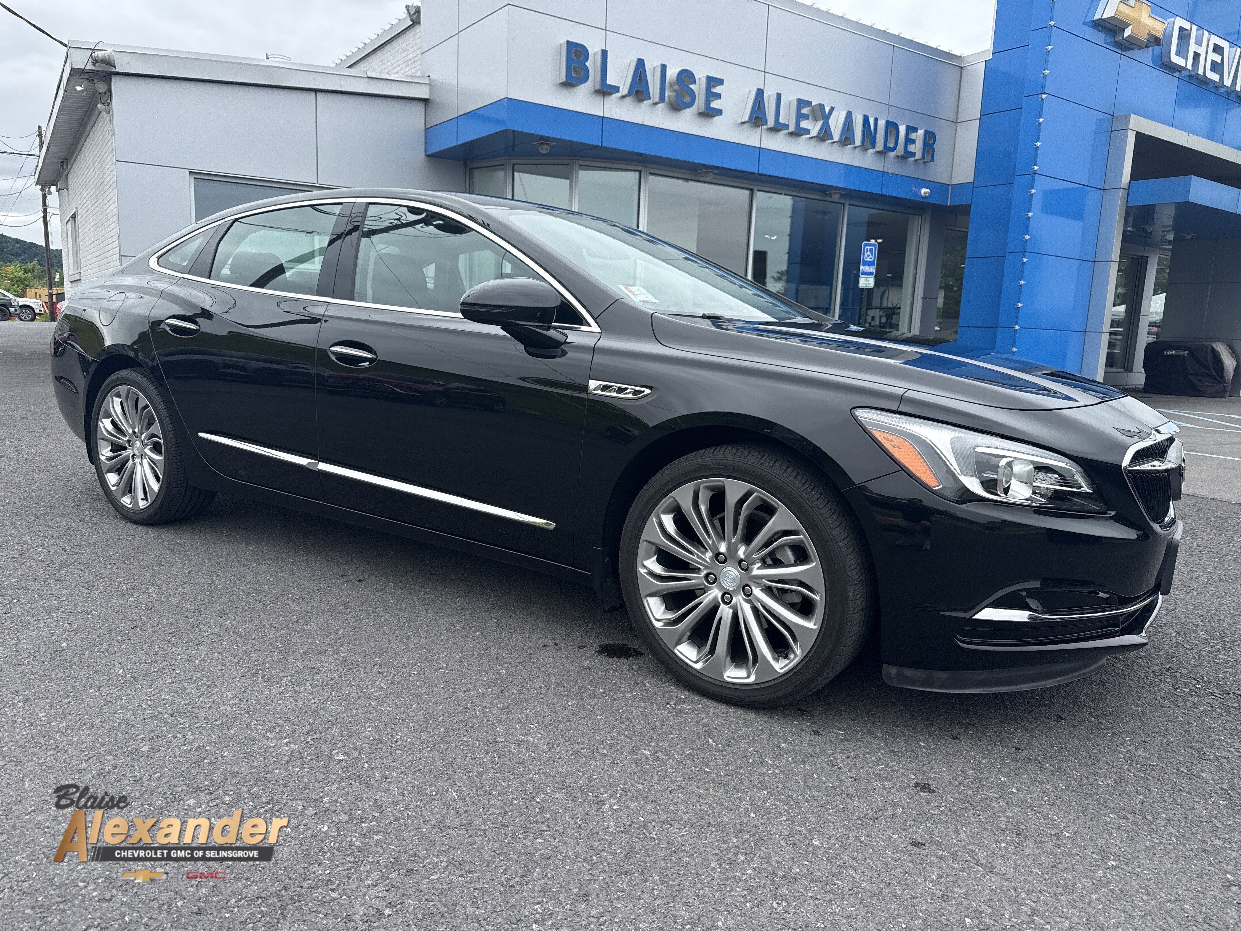 2017 Buick LaCrosse Essence