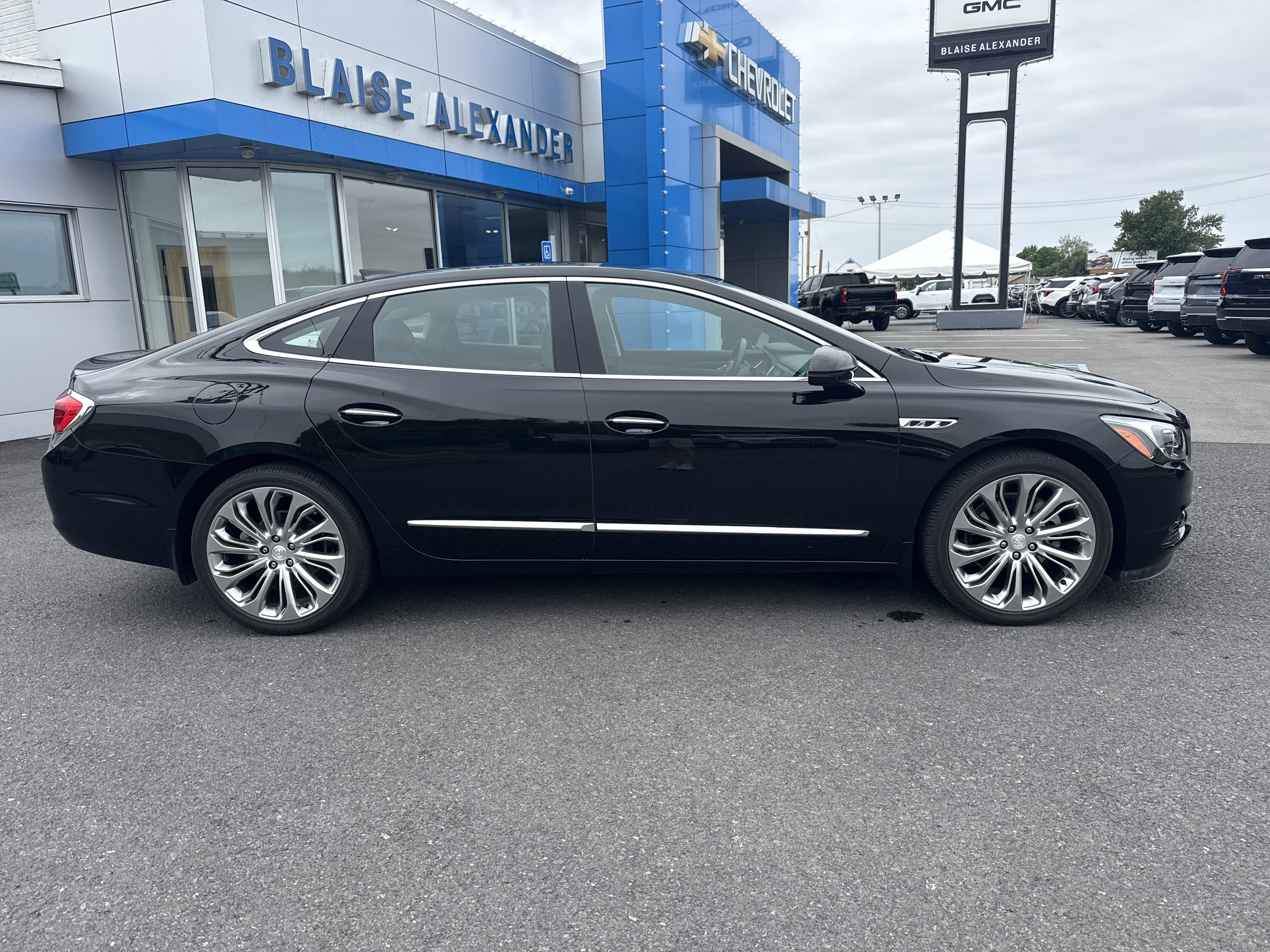 2017 Buick LaCrosse Essence