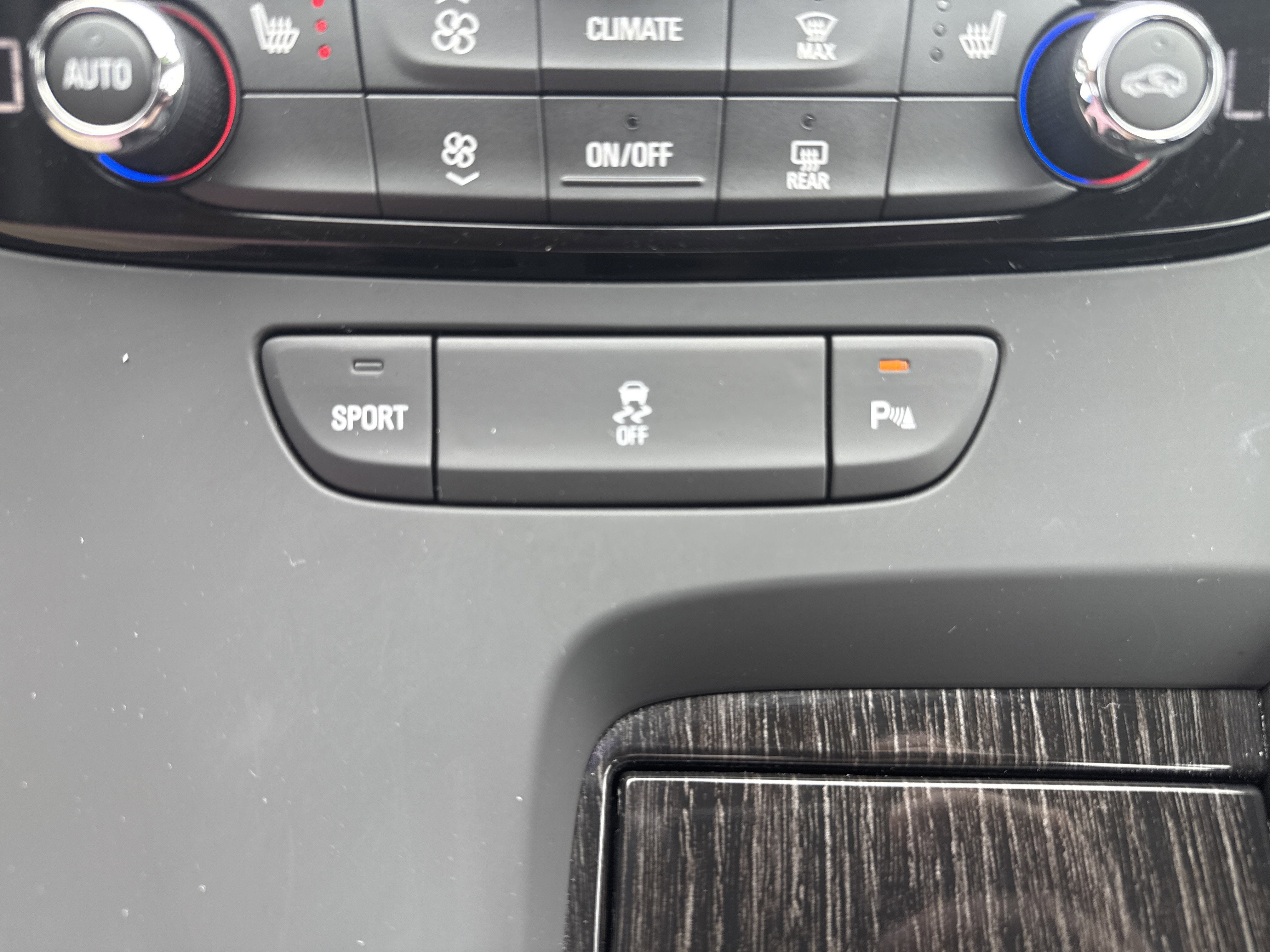 2017 Buick LaCrosse Essence