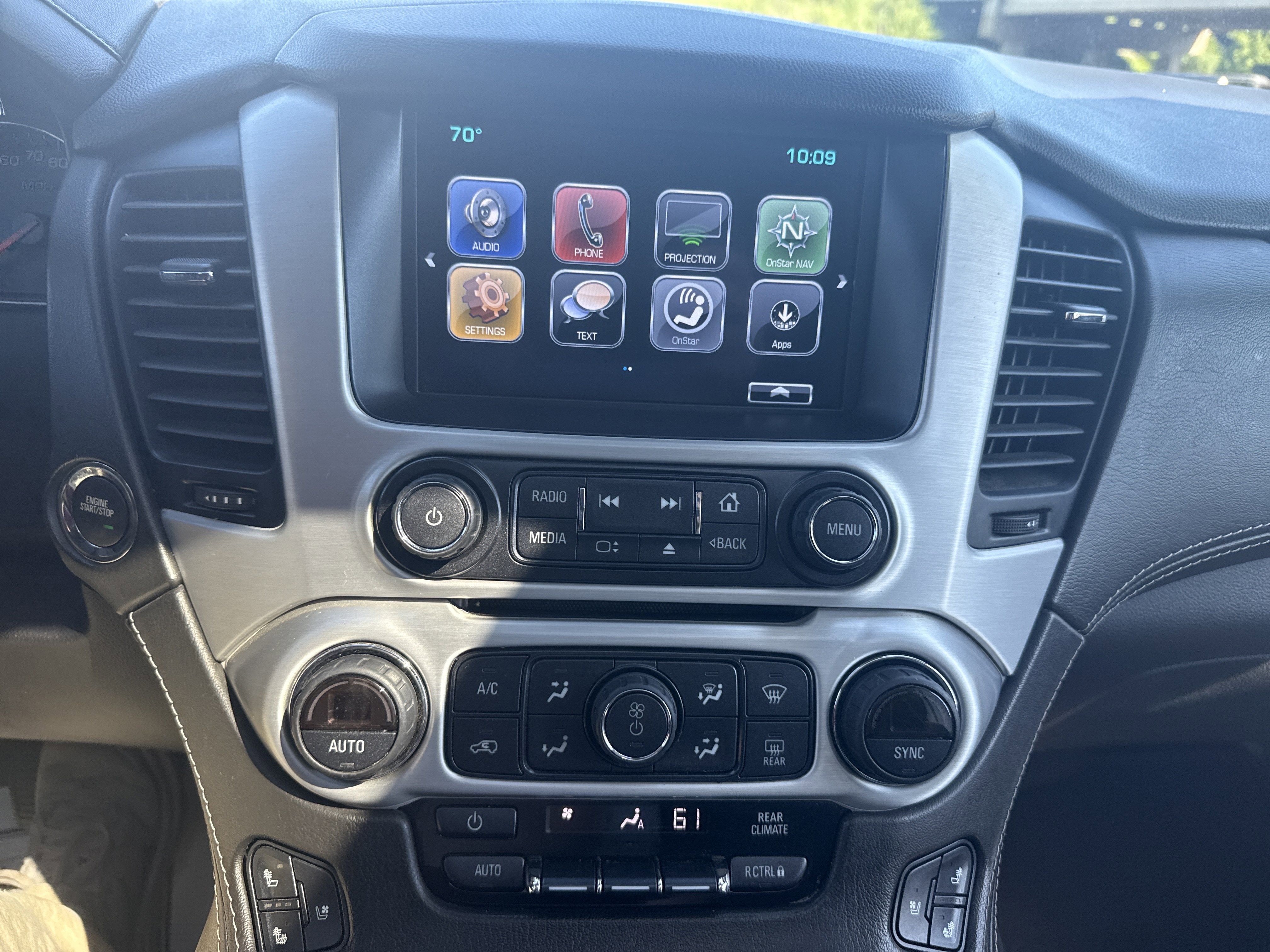 2020 GMC Yukon SLT