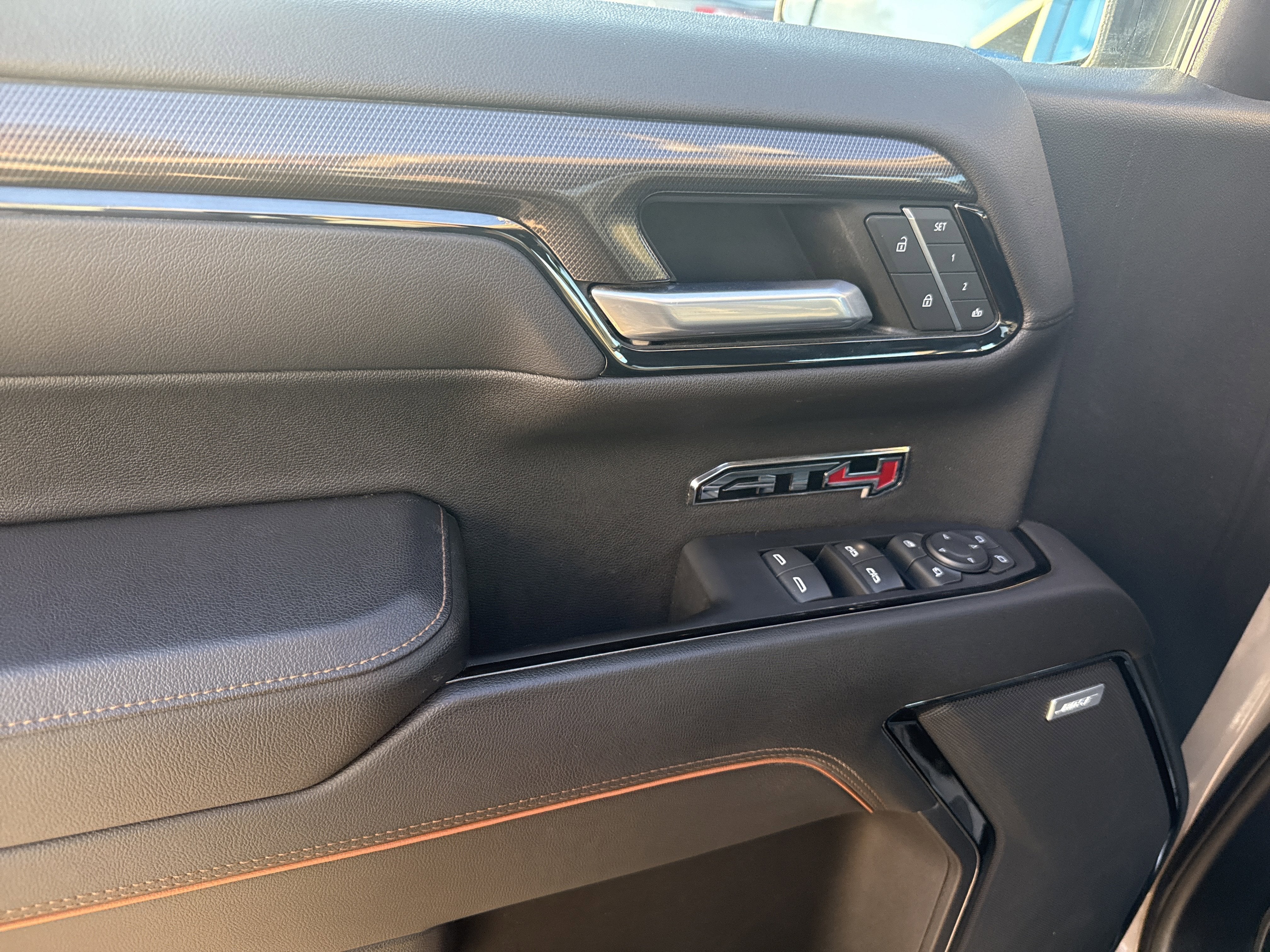 2022 GMC Sierra 1500 AT4