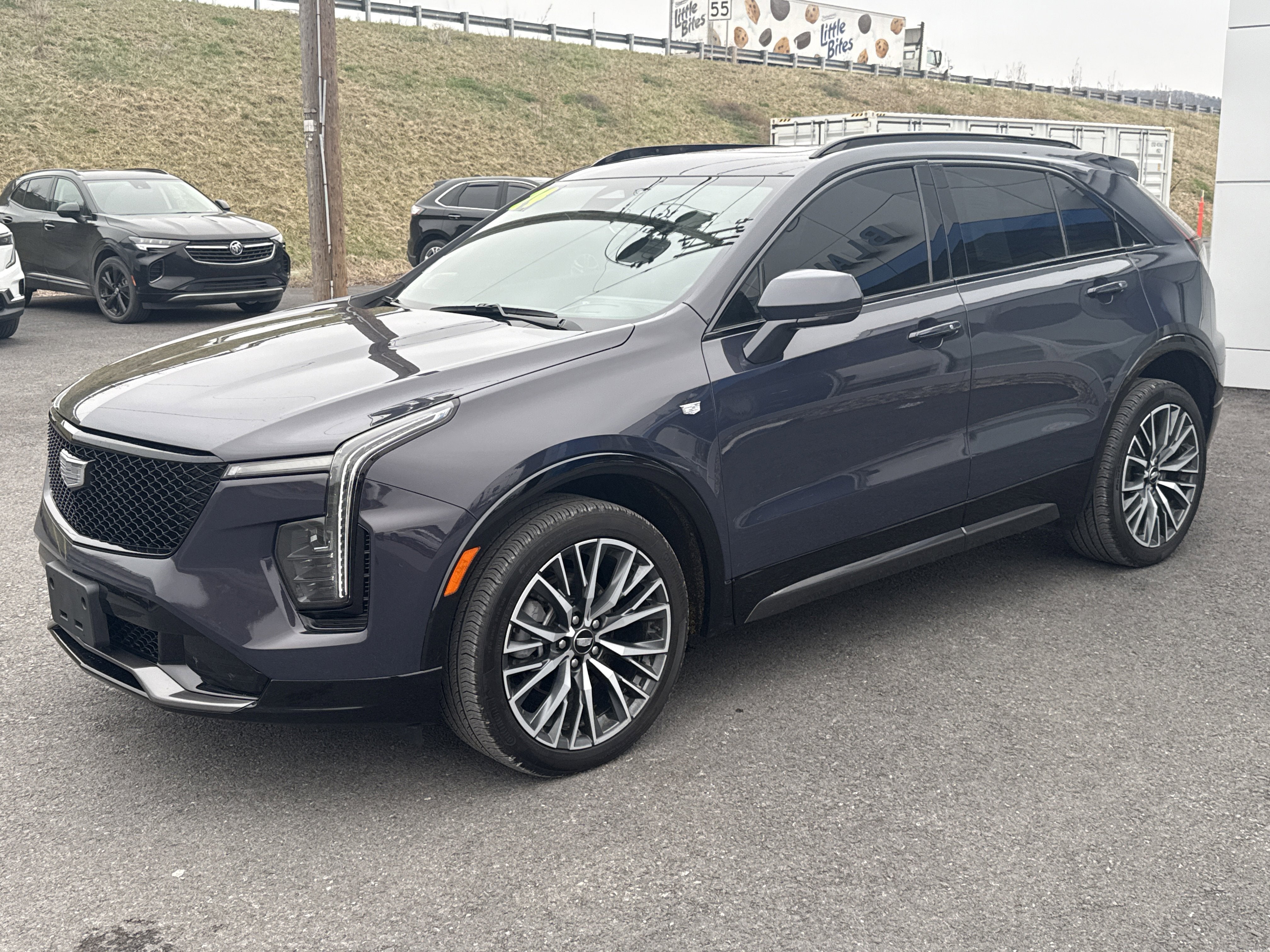2024 Cadillac XT4 Sport