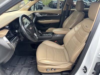 2022 Cadillac XT6 Premium Luxury