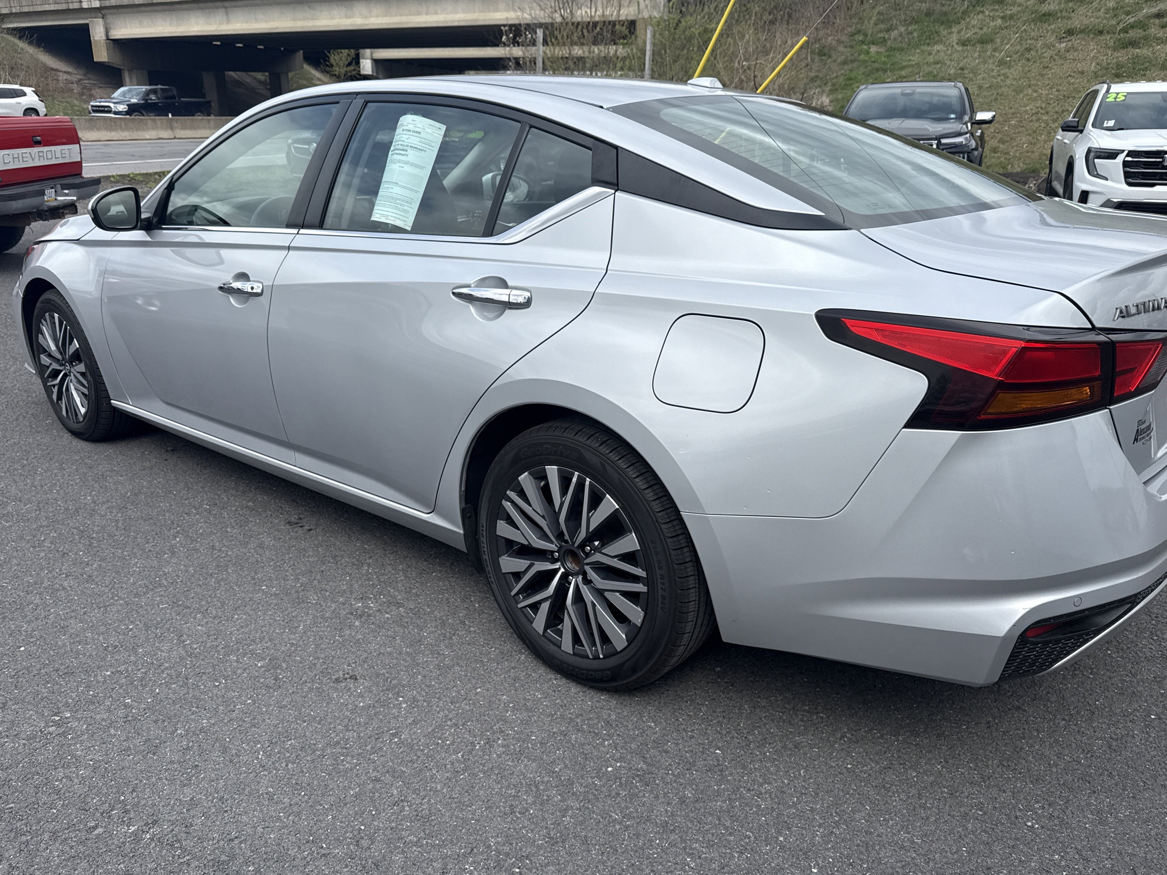 2023 Nissan Altima 2.5 SV