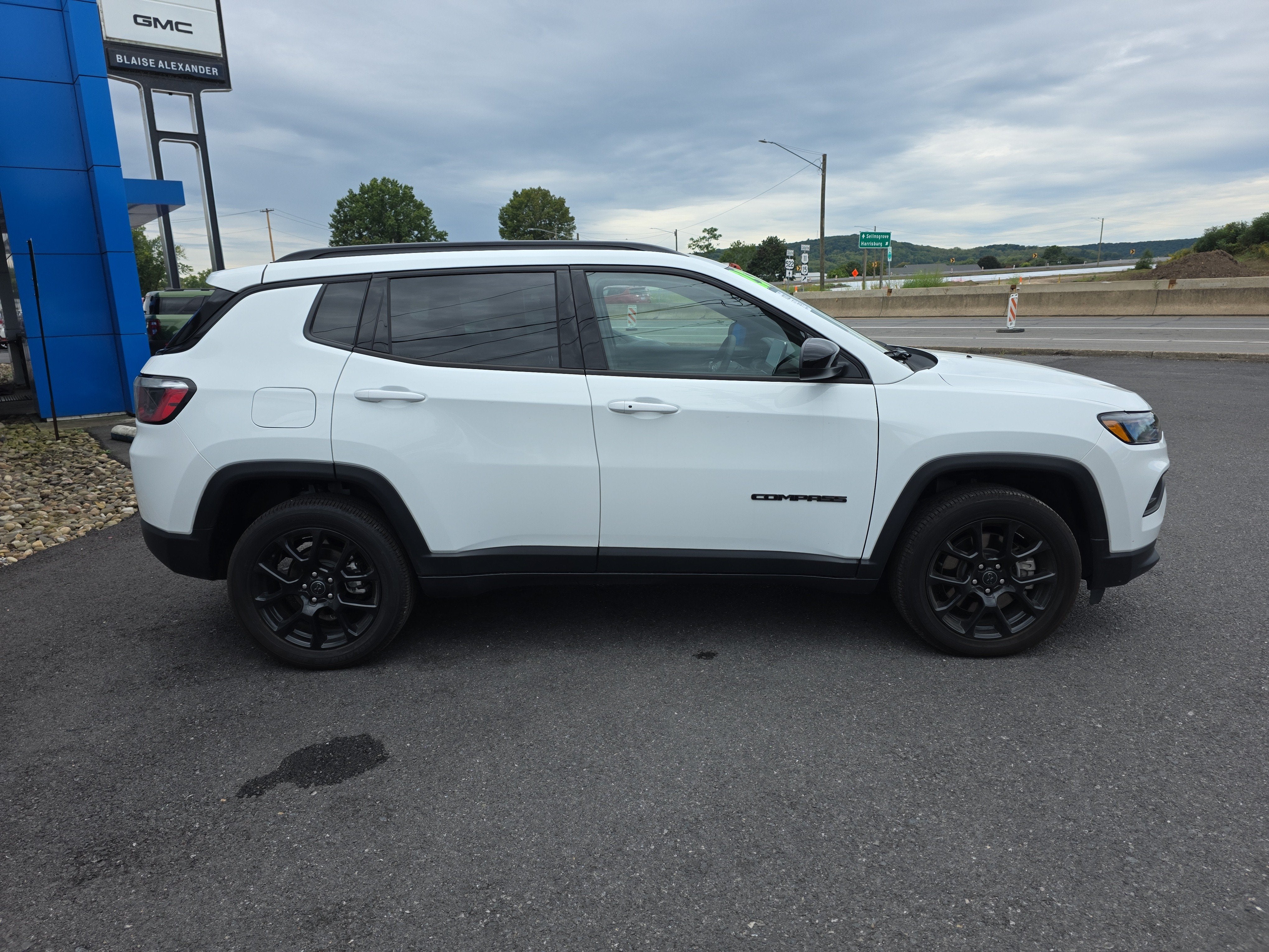 2025 Jeep Compass Latitude