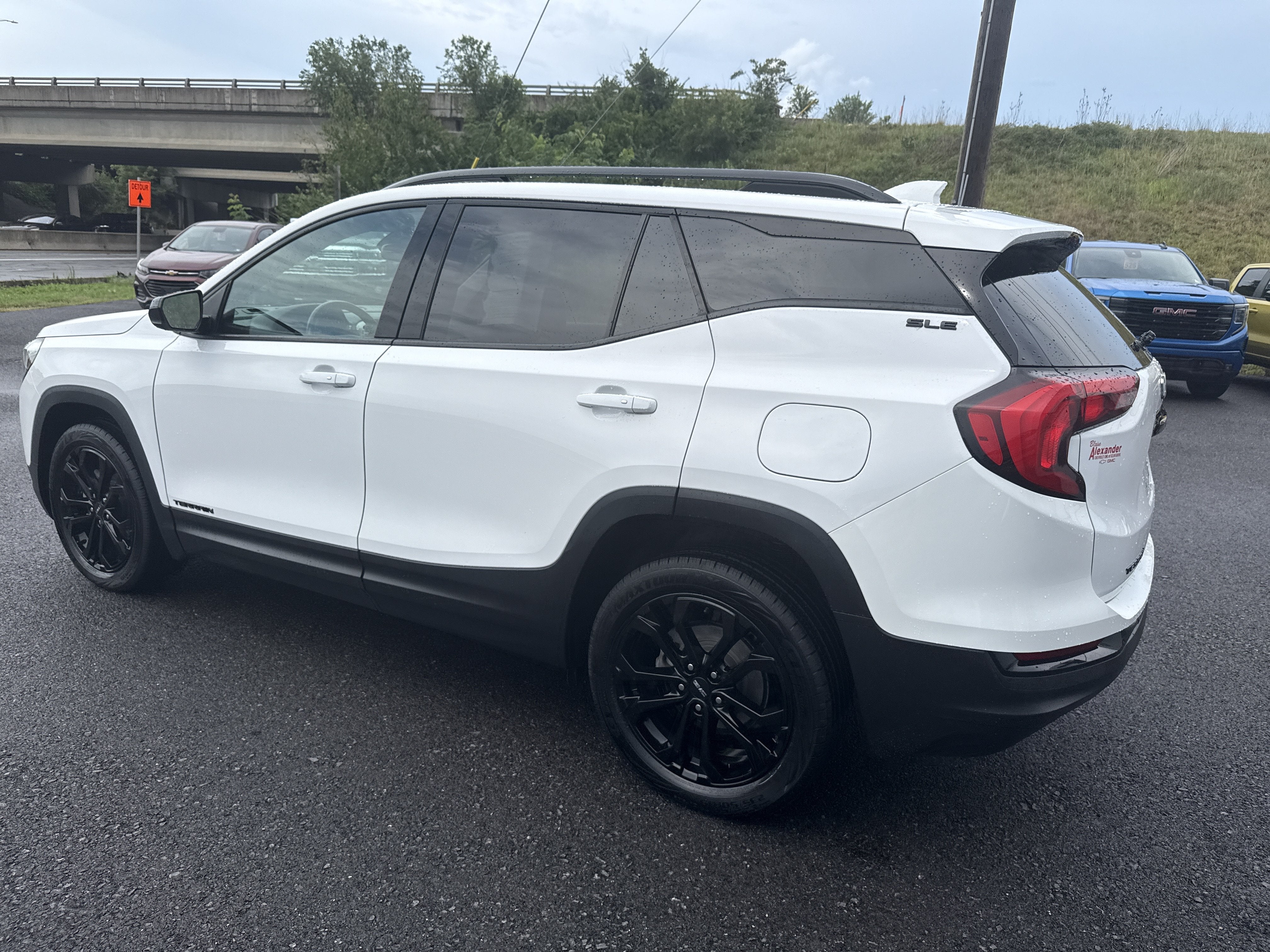 2020 GMC Terrain SLE