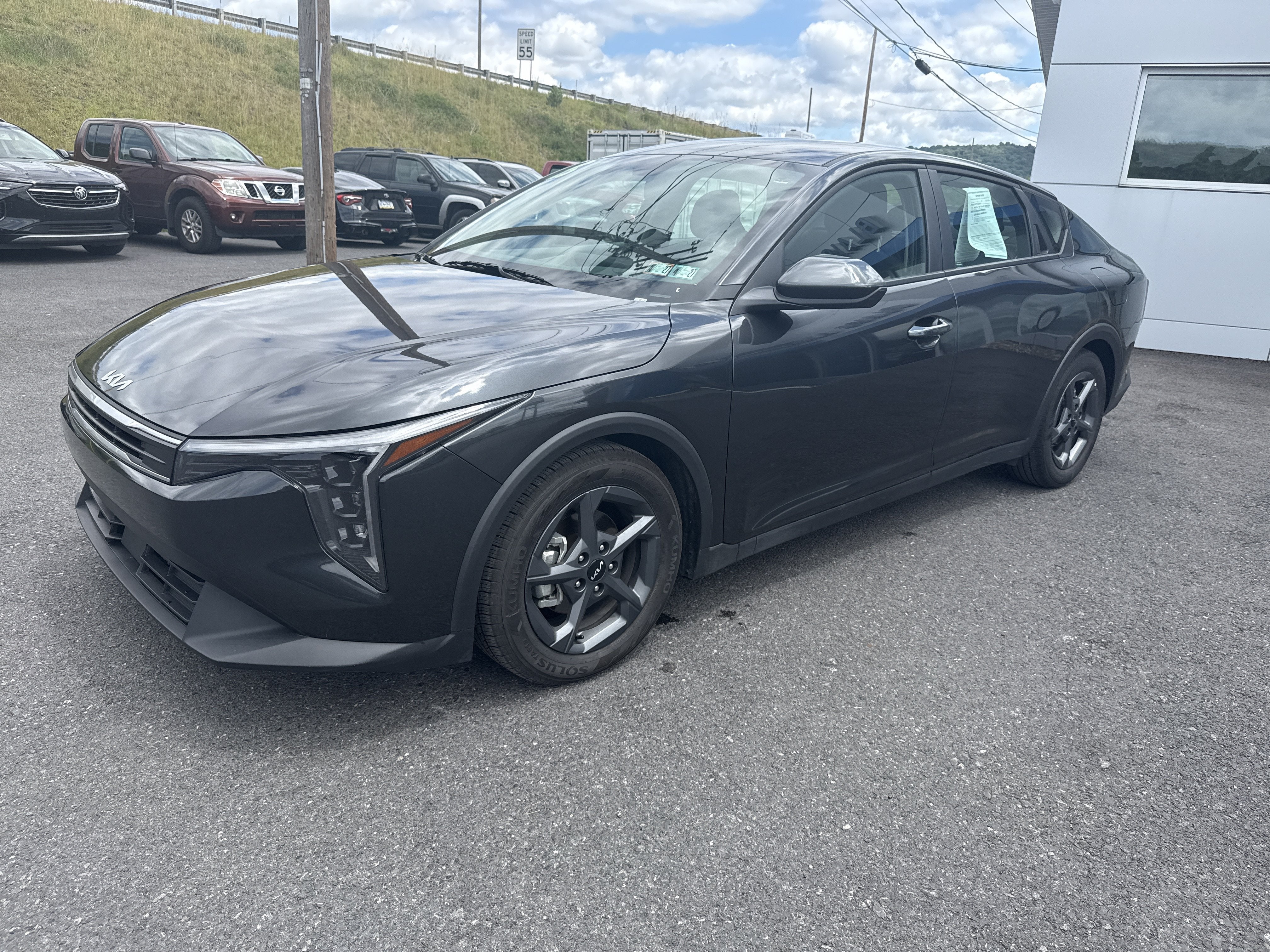 2025 Kia K4 LXS