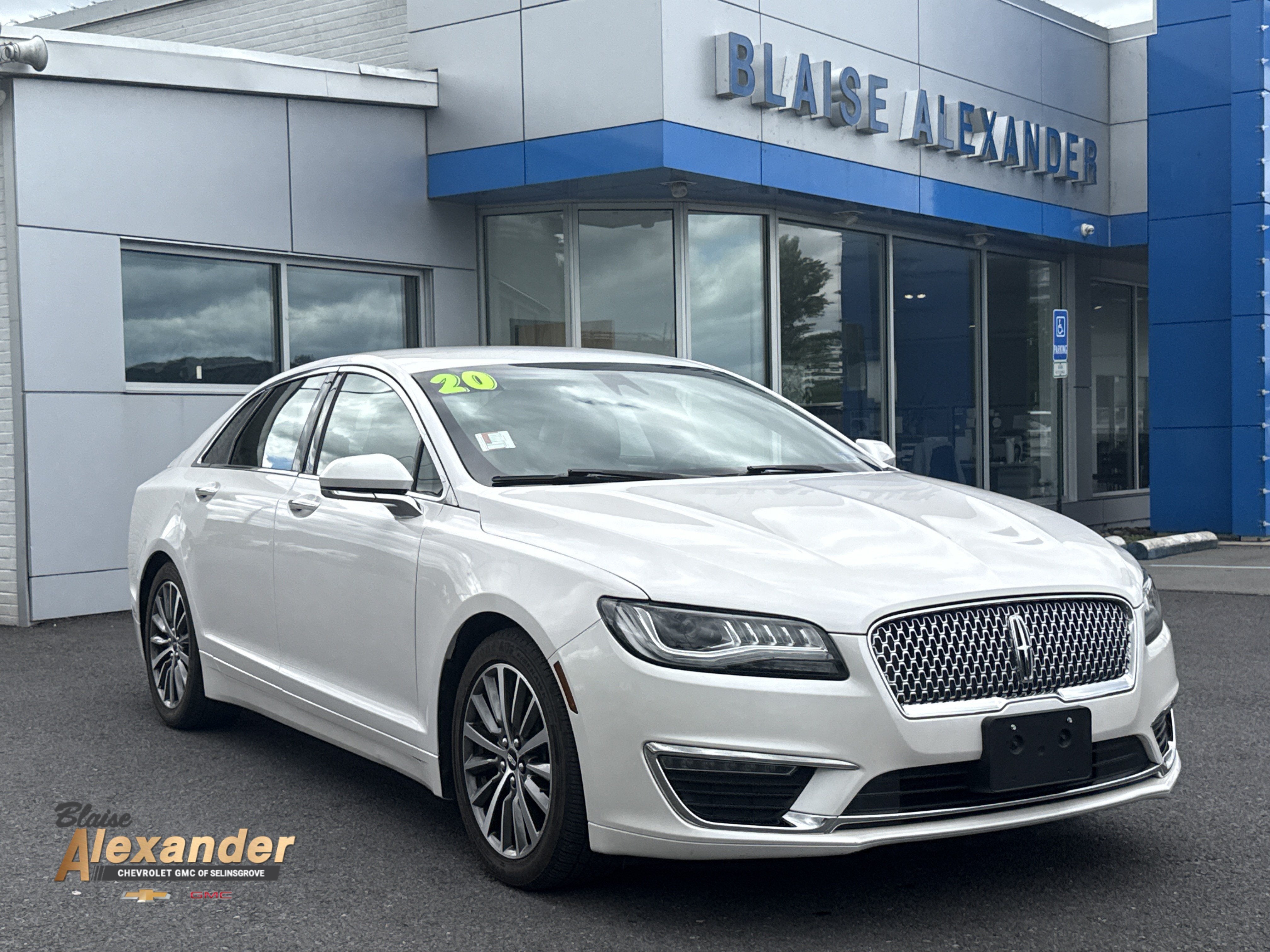2020 Lincoln MKZ Standard
