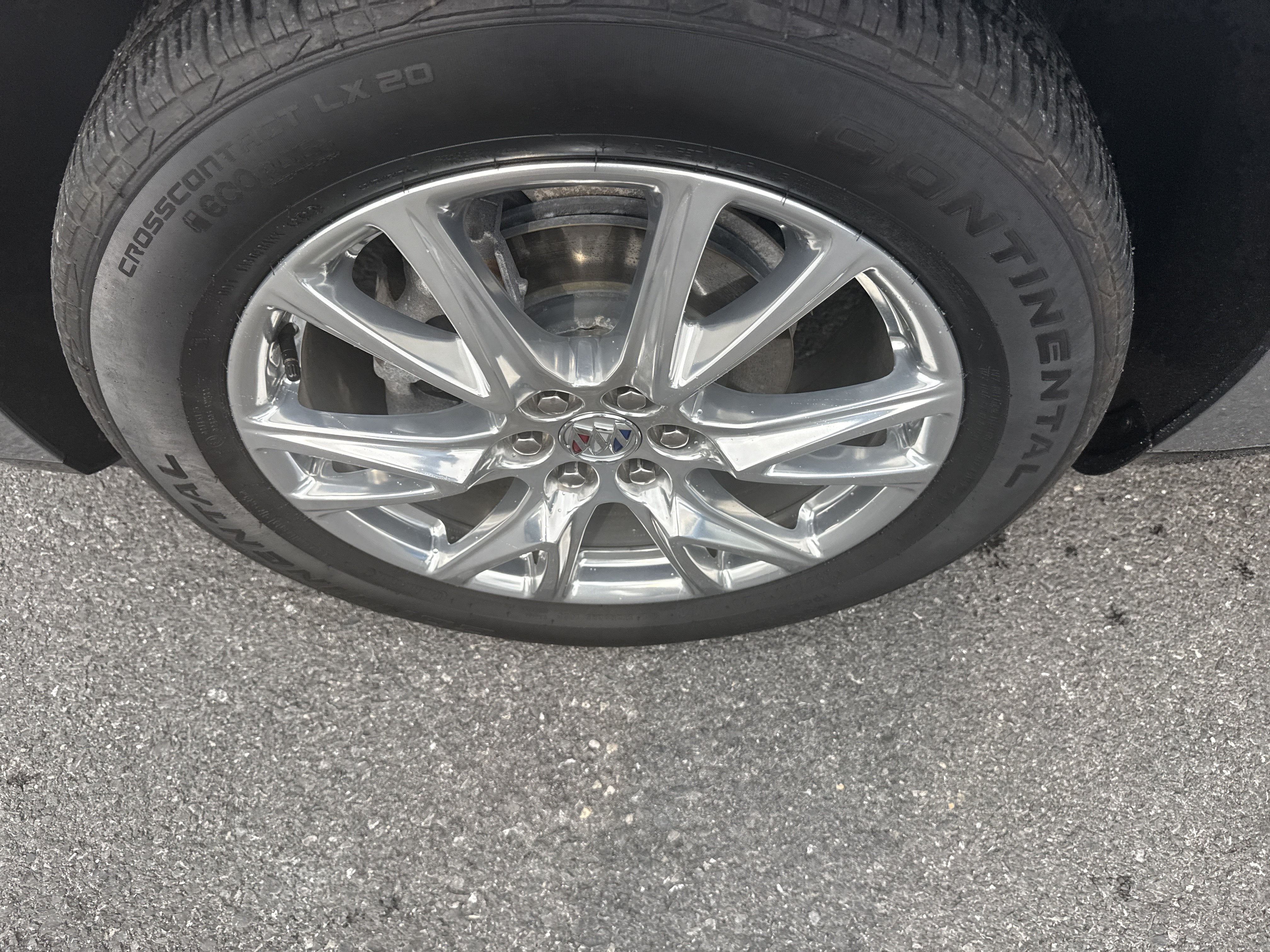 2024 Buick Enclave Essence