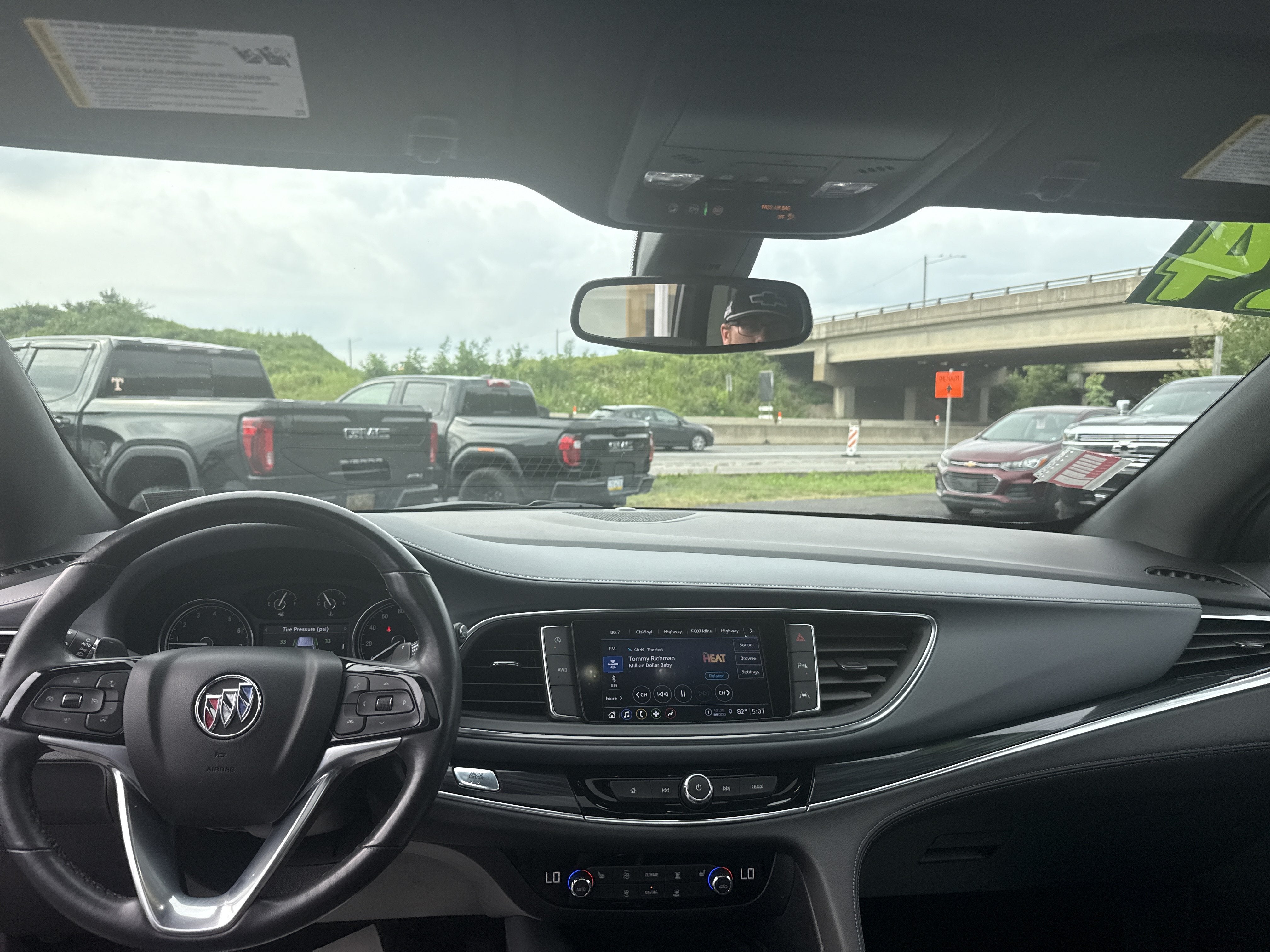 2024 Buick Enclave Essence
