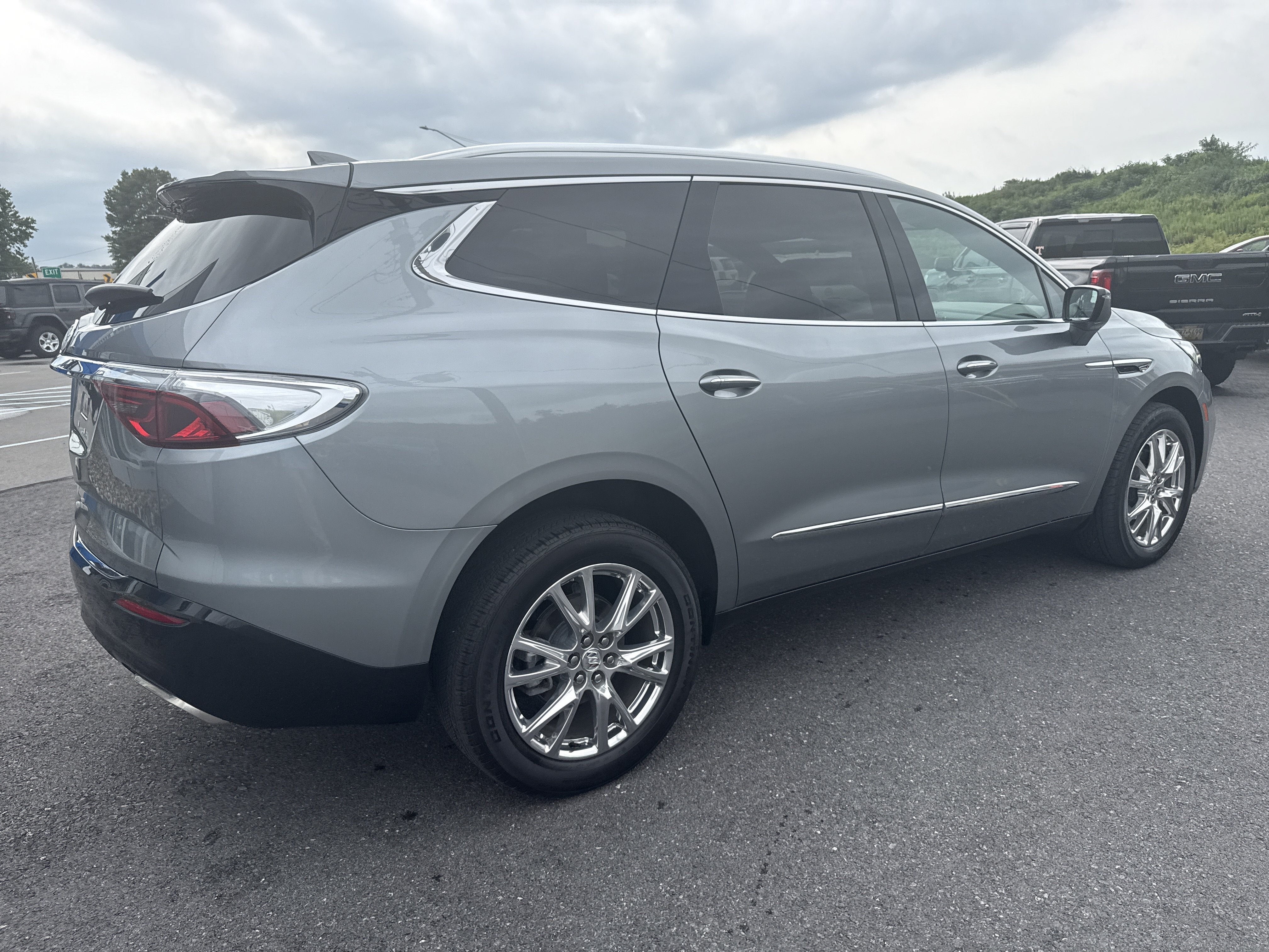2024 Buick Enclave Essence