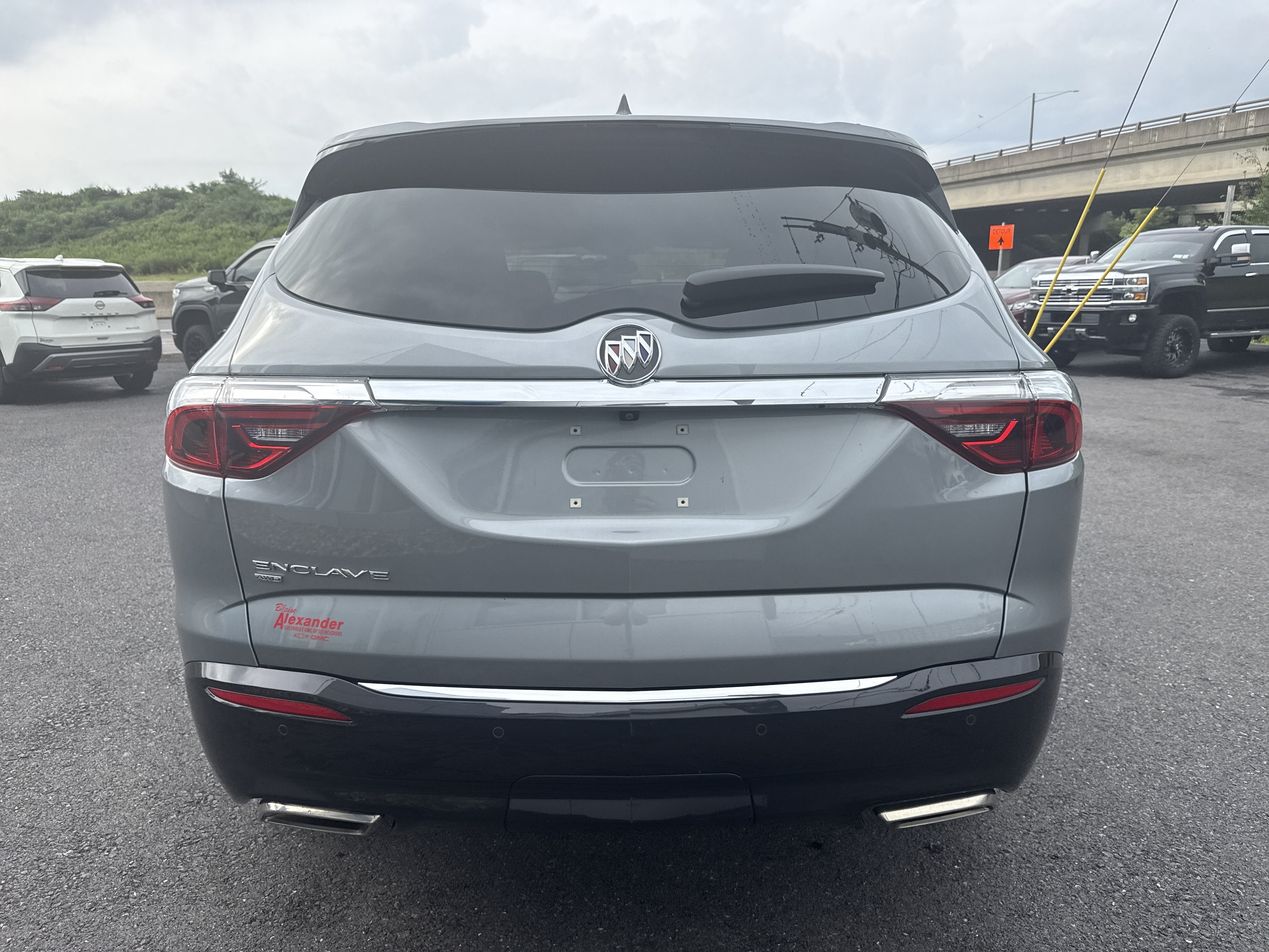 2024 Buick Enclave Essence