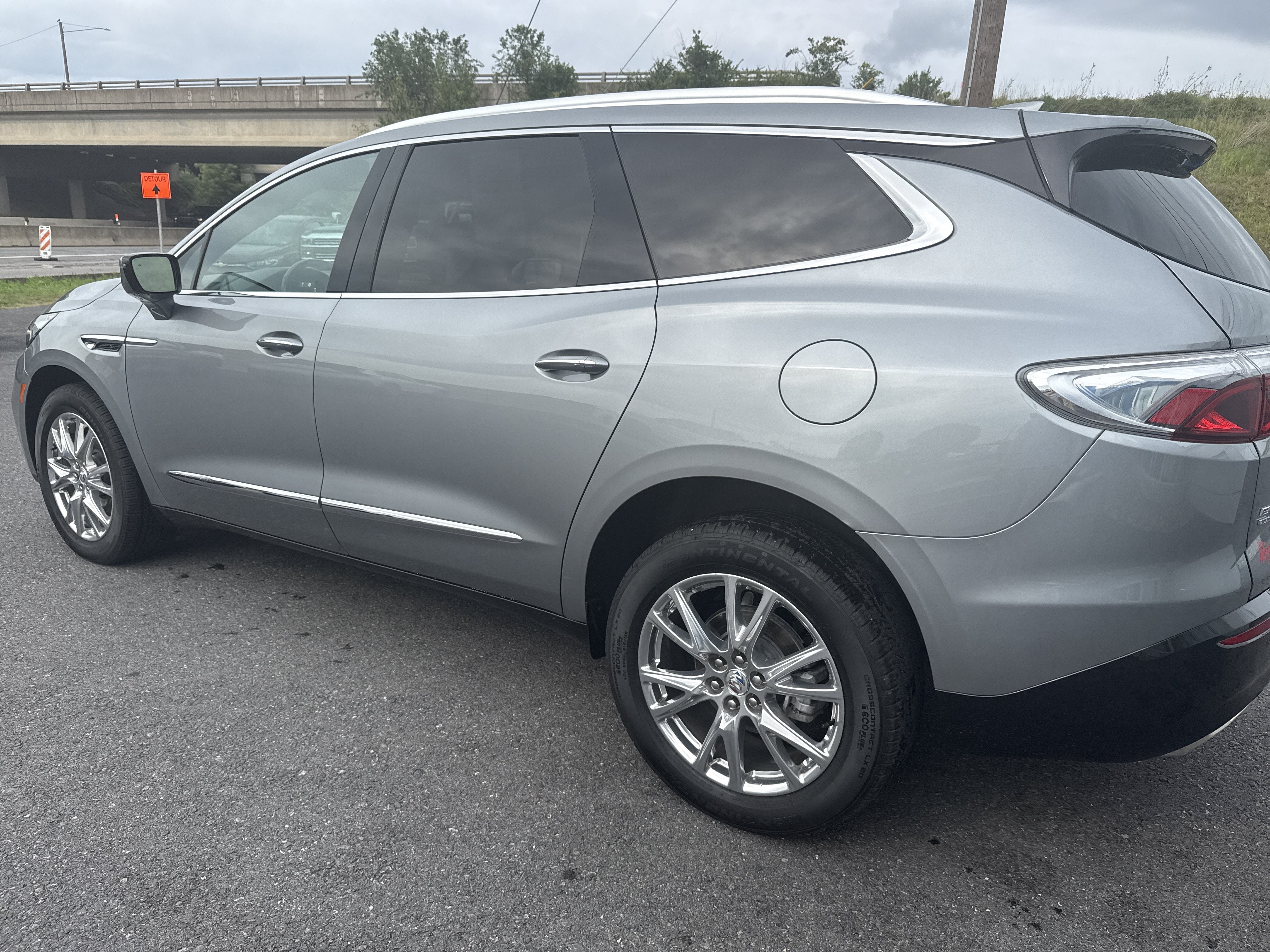 2024 Buick Enclave Essence