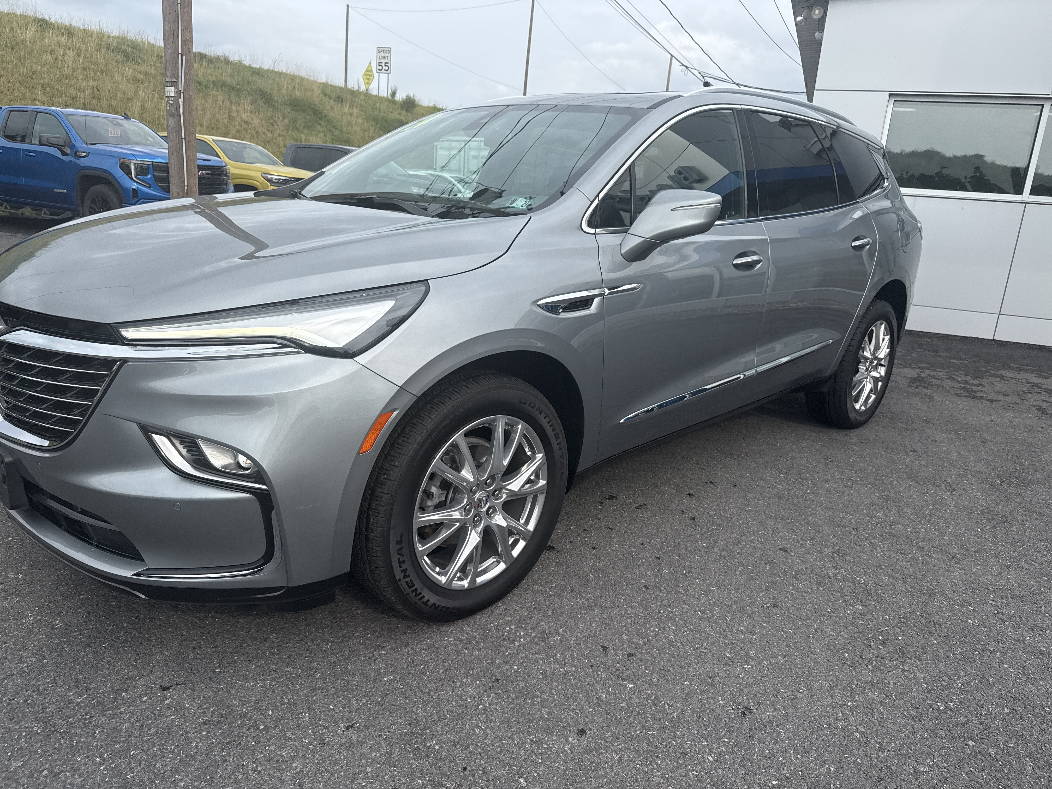 2024 Buick Enclave Essence