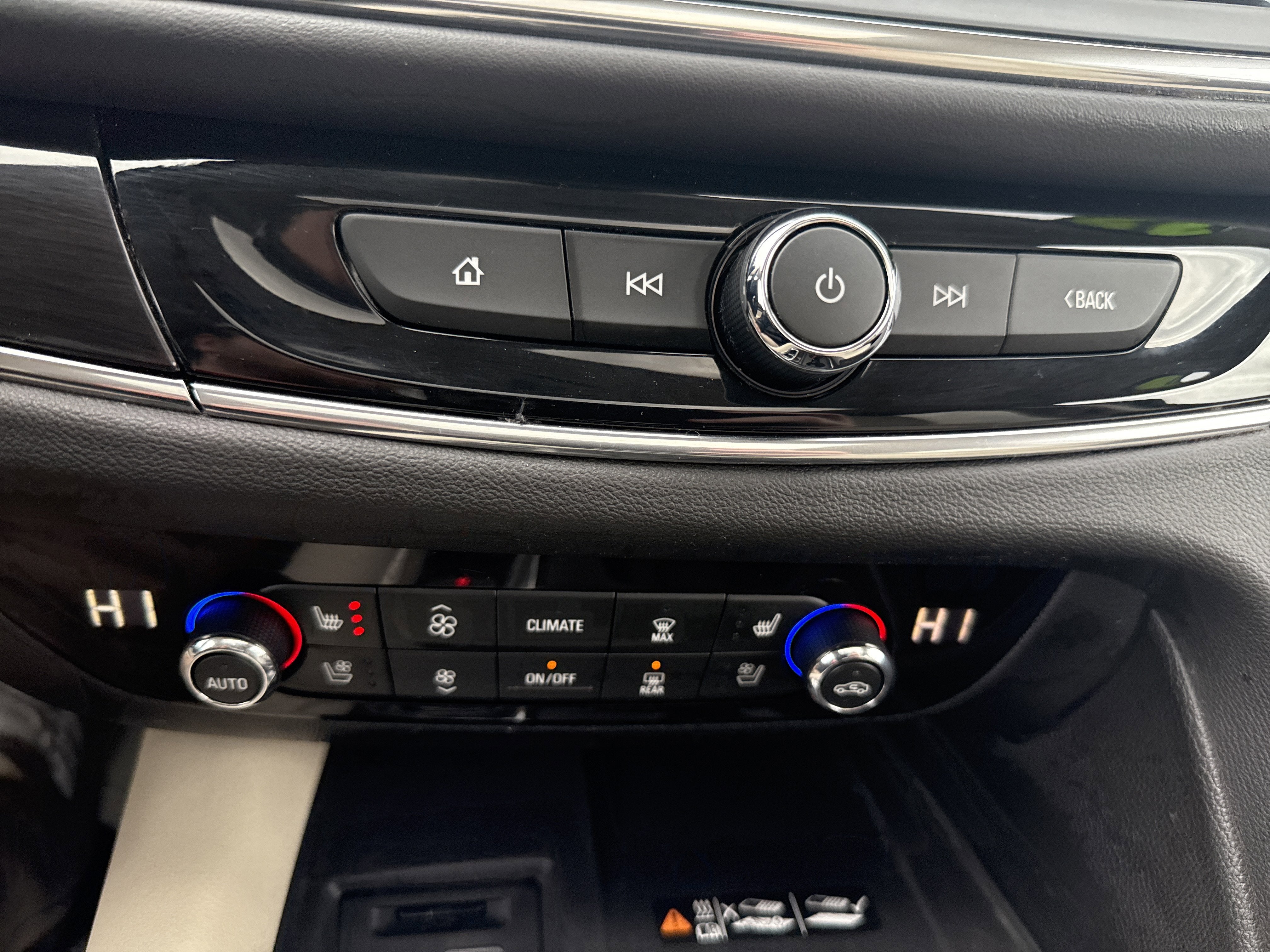 2023 Buick Enclave Premium