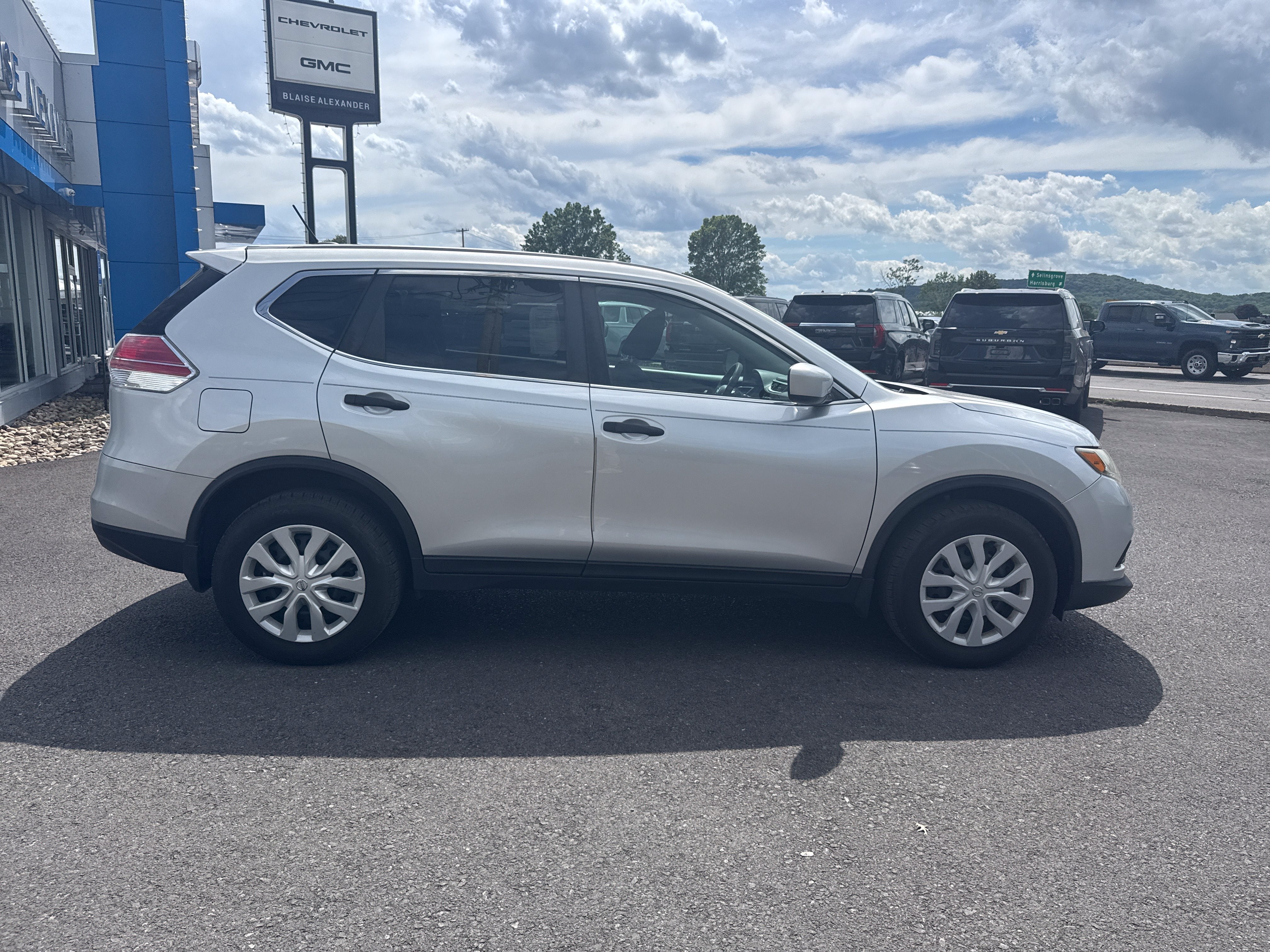 Used 2016 Nissan Rogue S with VIN 5N1AT2MM9GC875456 for sale in Muncy, PA