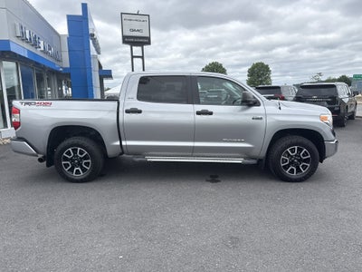 2016 Toyota Tundra 4WD Truck SR5