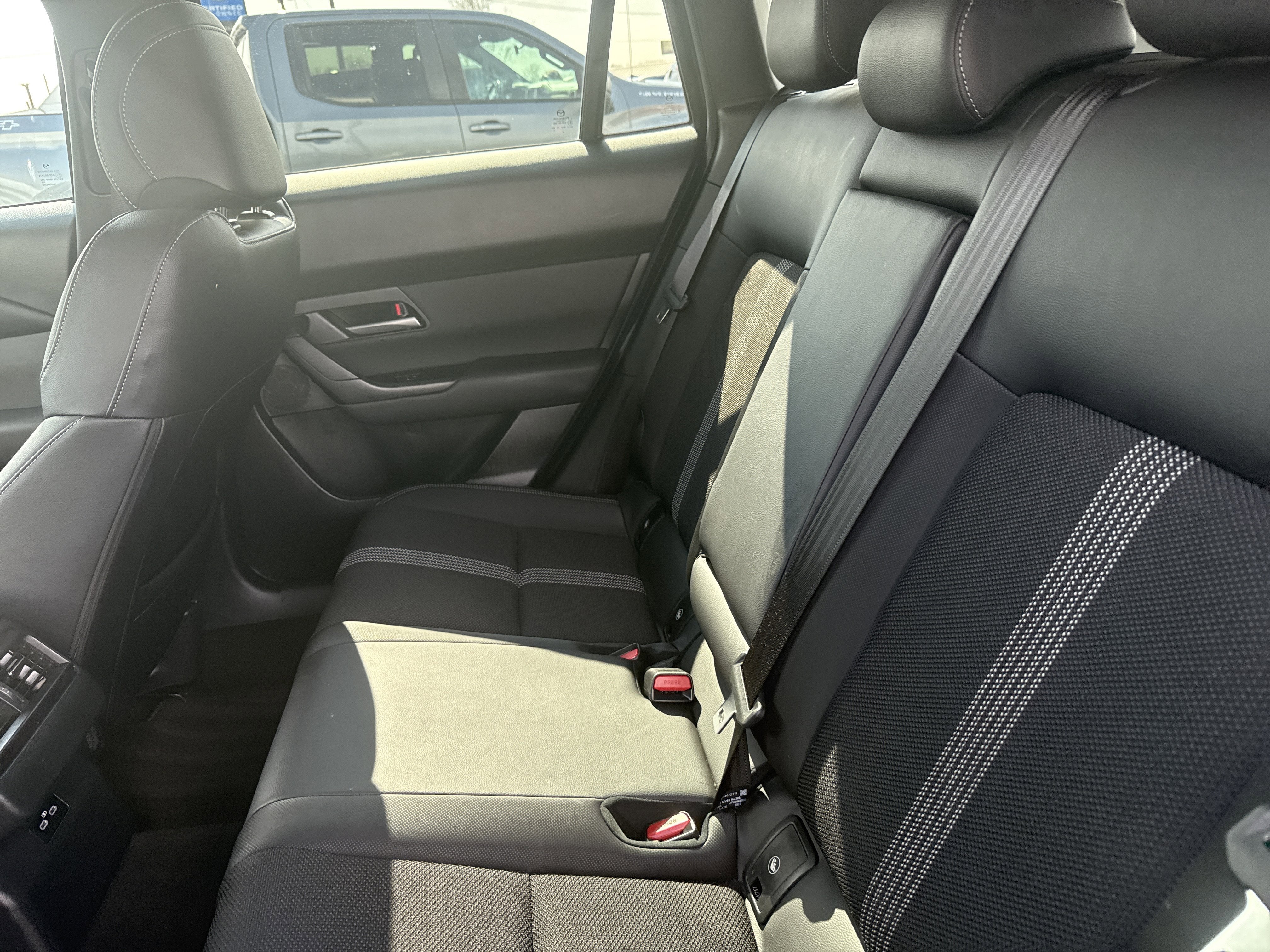 2025 Mazda Mazda CX-50 2.5 S Preferred Package