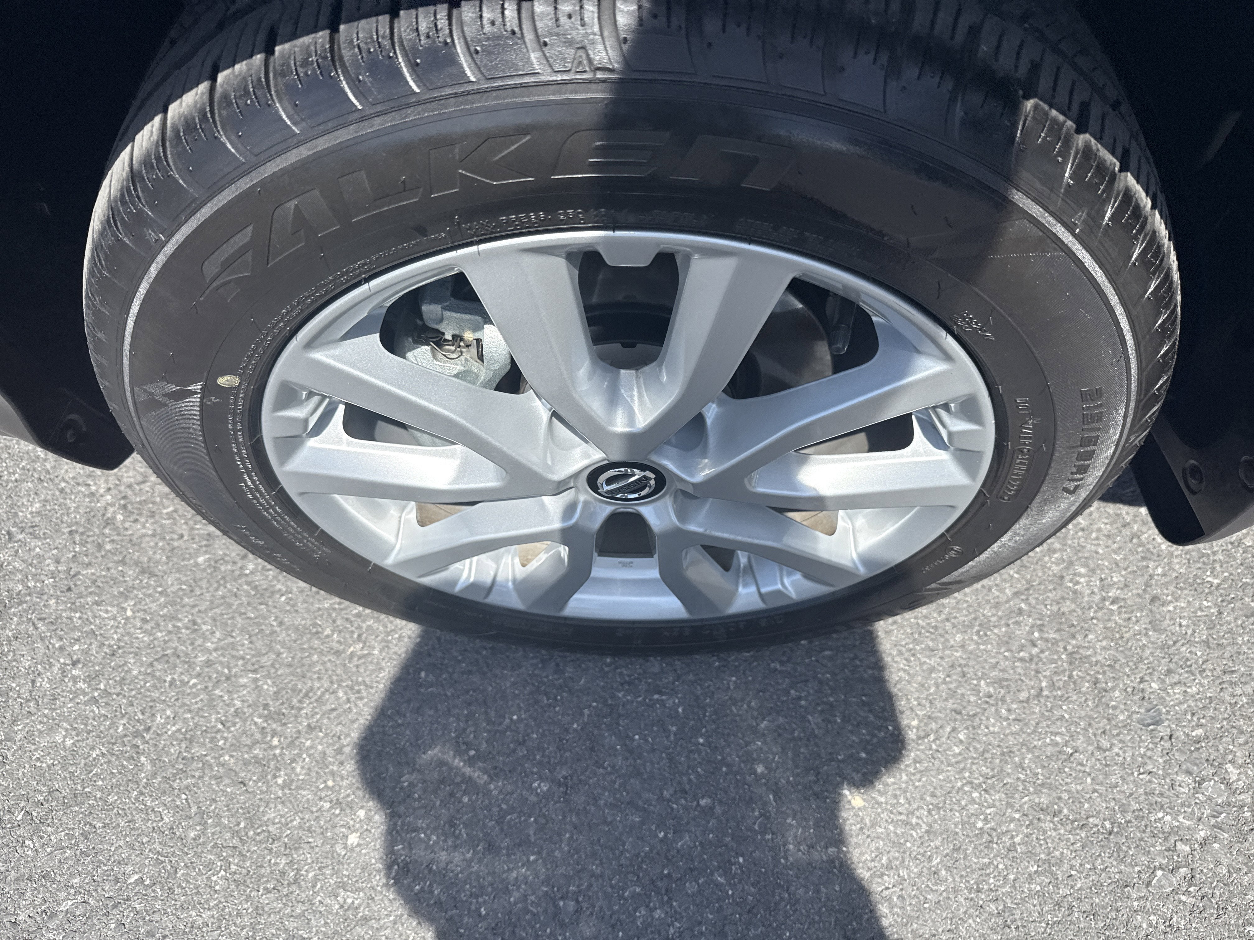 2022 Nissan Rogue Sport SV