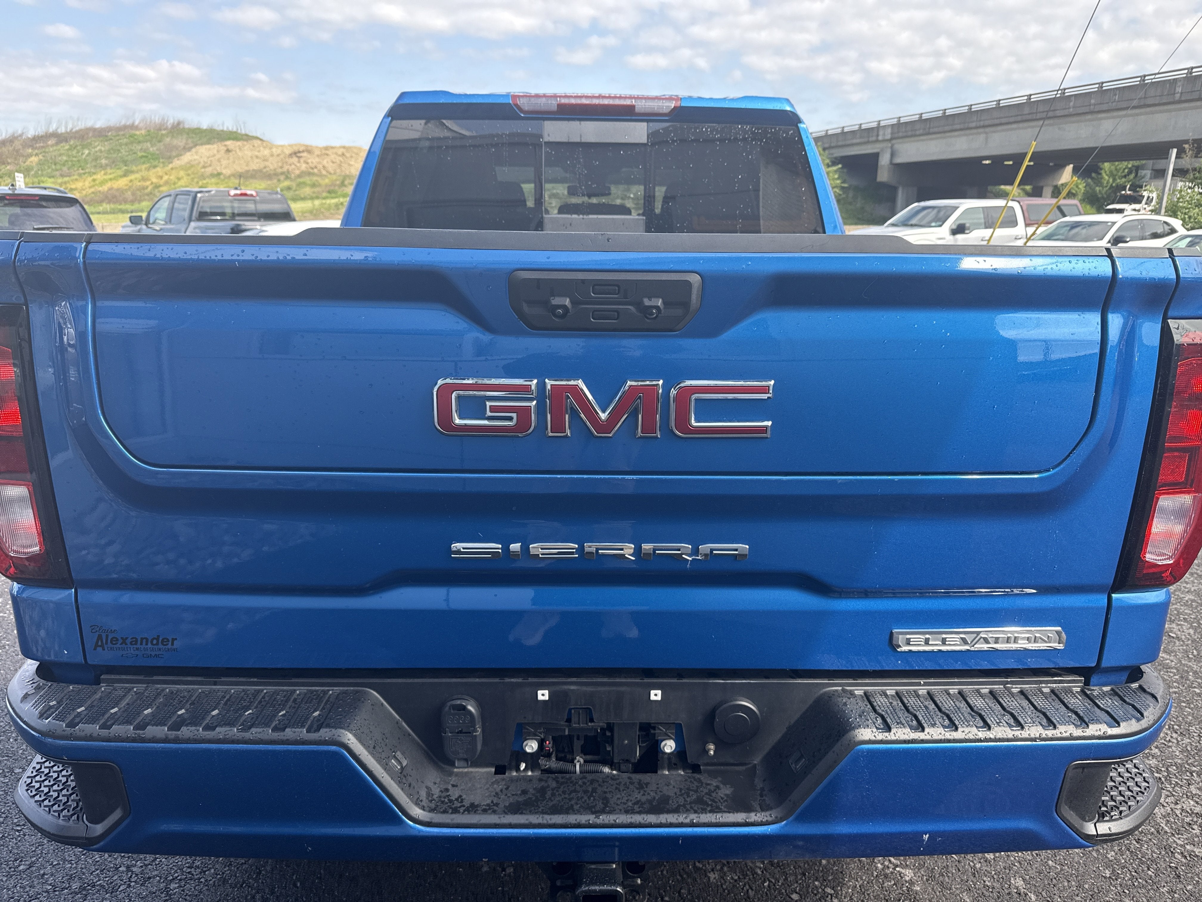 2024 GMC Sierra 1500 Elevation